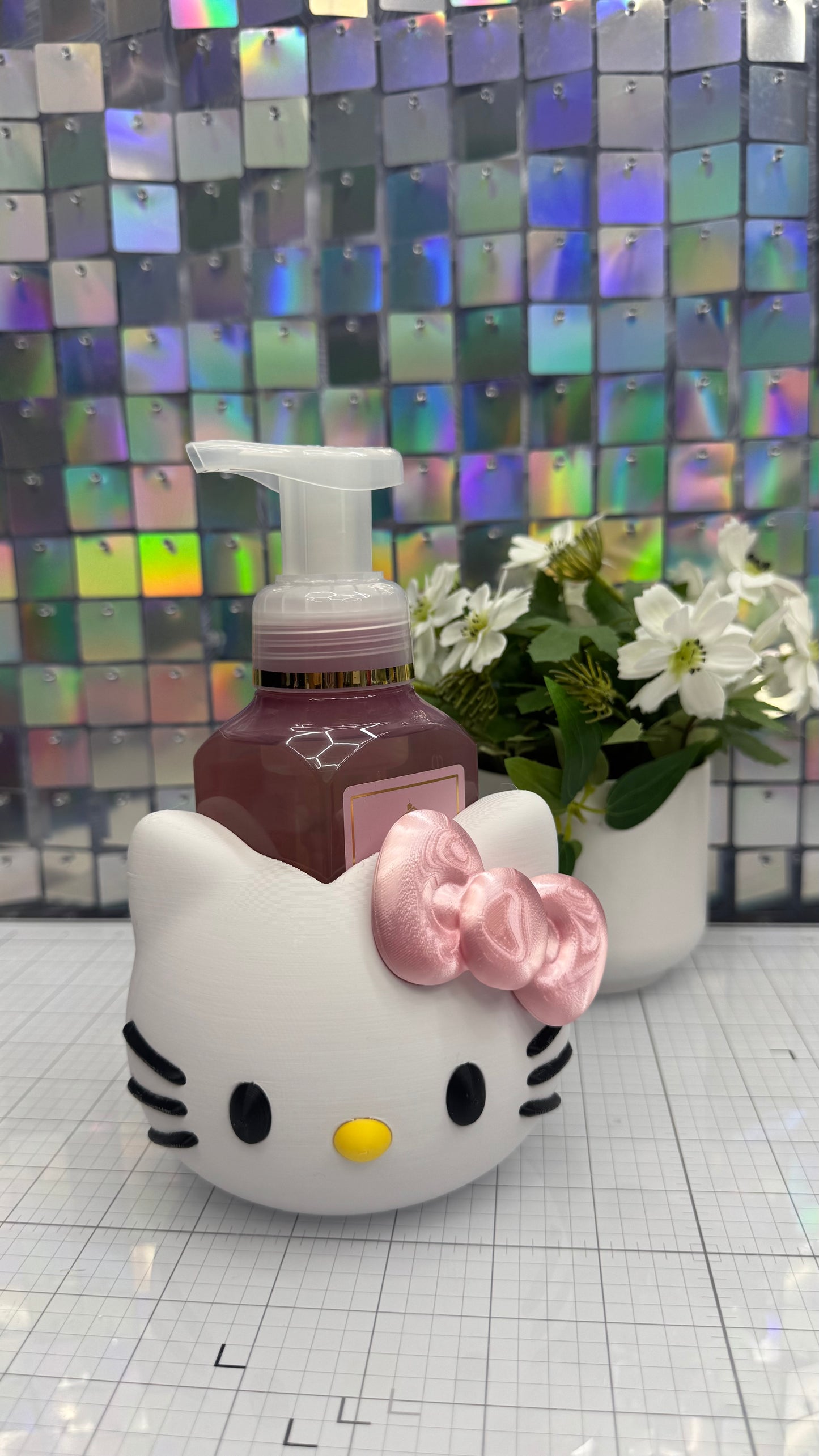 Hello kitty soap holder